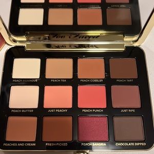 Too faced peachy mattes eyeshadow palette!